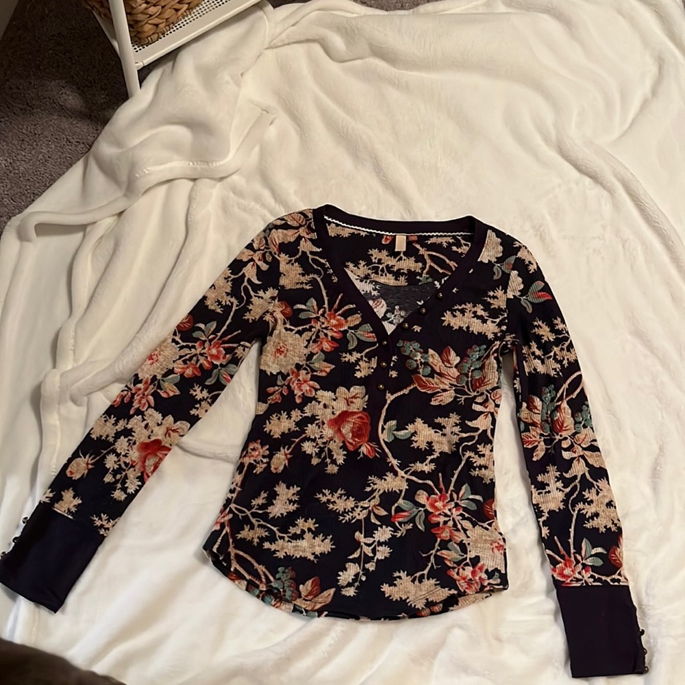 Navy blue floral long sleeve half button up pilcro shirt